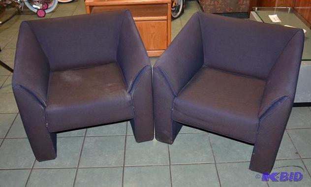 lot 51 image: 2 matching chairs...