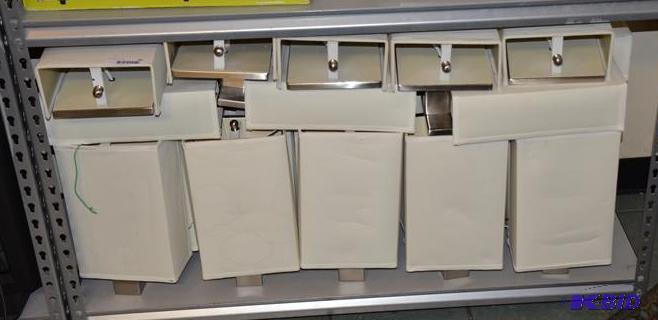 lot 68 image: Wall sconce lights approx&nbsp27 lights - 4x...