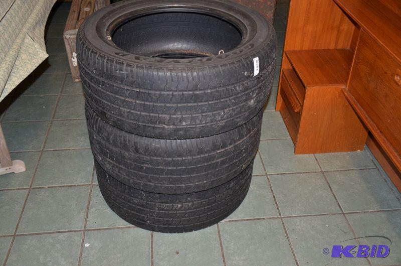 lot 84 image: 3 used tires Goodyear Eagle GT2 P28550 R20 r...