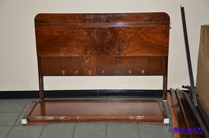lot 85 image: Vintage wood bed frame double size...