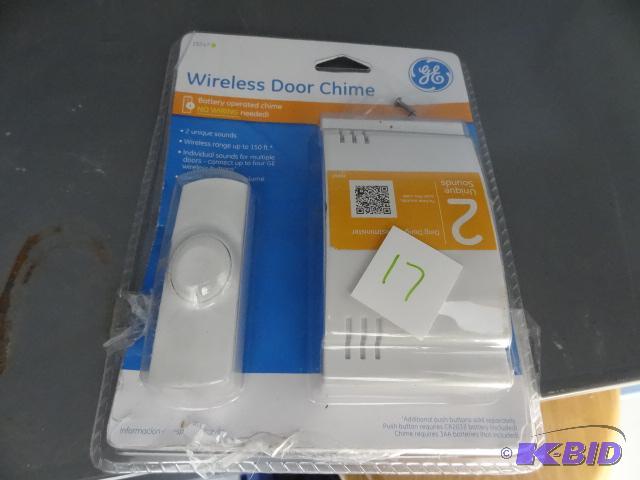 lot 17 image: Wireless door chime...