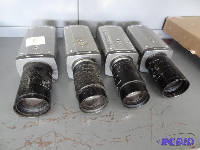 lot 30 image: Sony EX wave HAD color video camera. SSC-DC39...