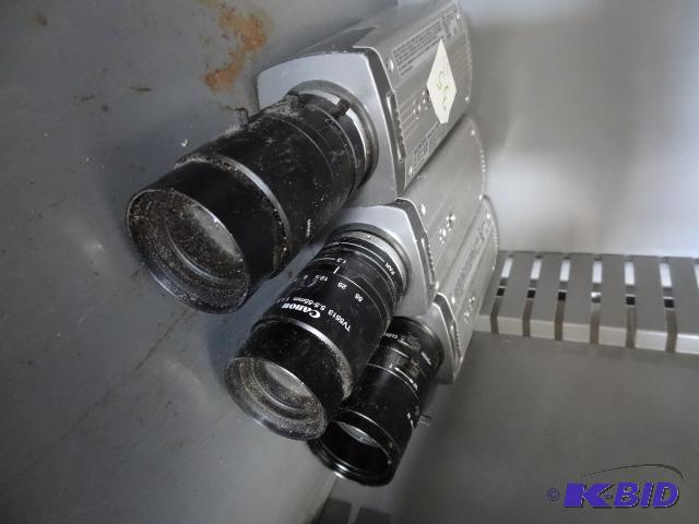 lot 35 image: Sony color video camera. SSC-DC193. Qty 3...