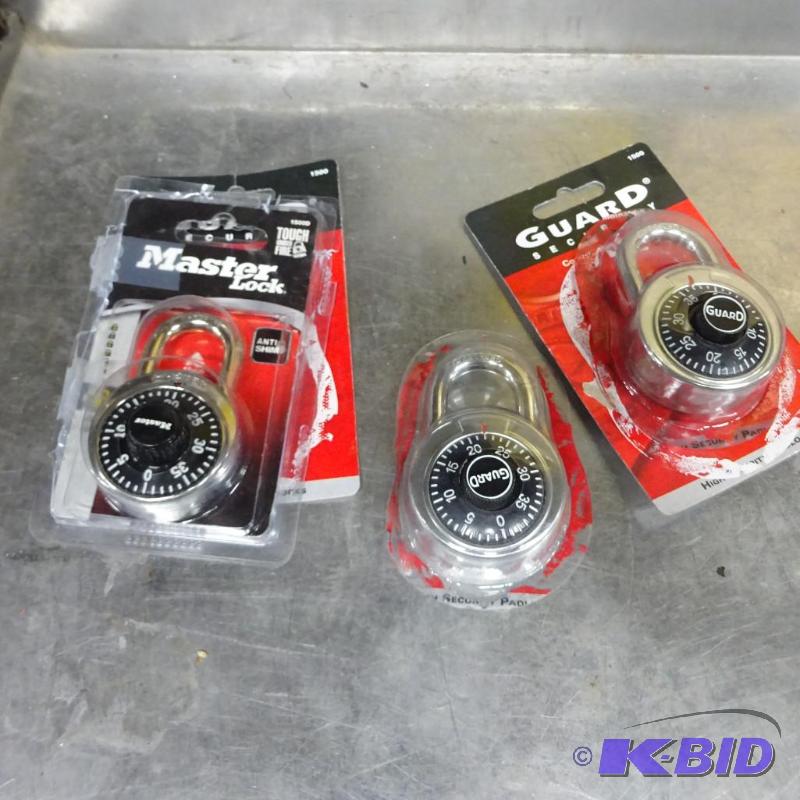 lot 150 image: New lot quantity 3 Master lock brand combinat...