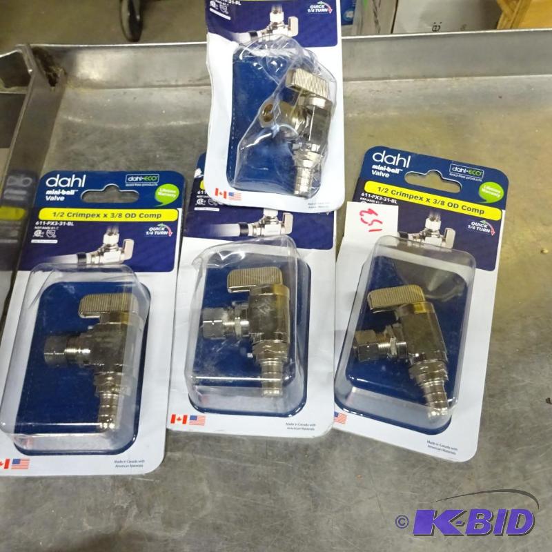 lot 153 image: New lot quantity 4 mini ball valves. 1 2 inc...