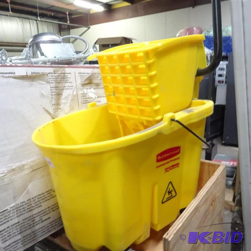 lot 244 image: New Rubbermaid Commercial mop bucket with wri...