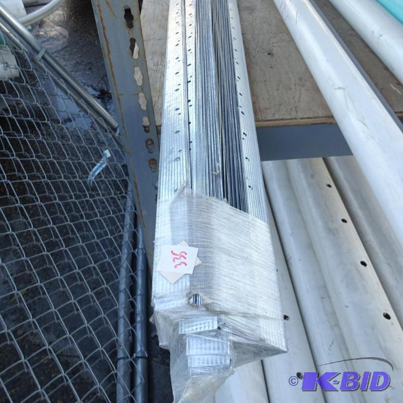lot 335 image: New approx 50 pcs Metal Galvanized sheetrock ...
