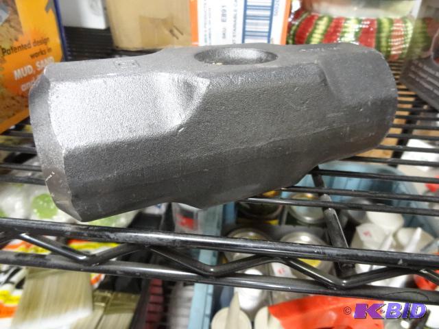 lot 68 image: New 12 pound sledge hammer head. Handle is br...
