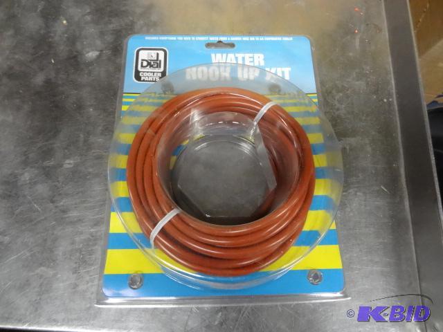 lot 71 image: New loter hook up kit....
