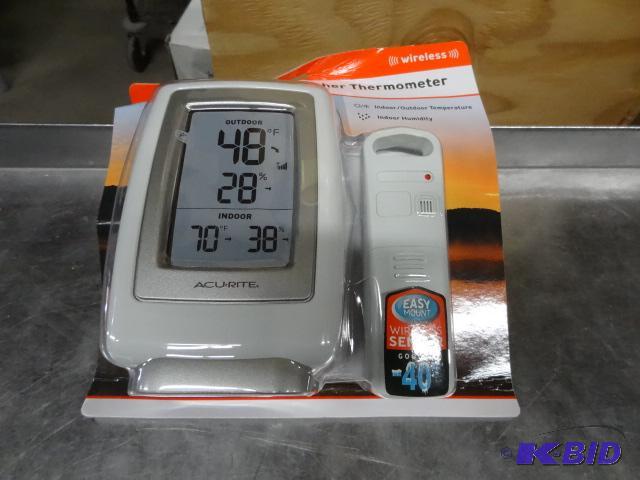 lot 76 image: New AcuRite brand wireless weather thermomete...