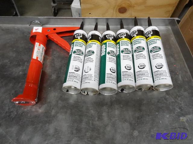 lot 81 image: New 7 piece home maintenance lot including 6 ...