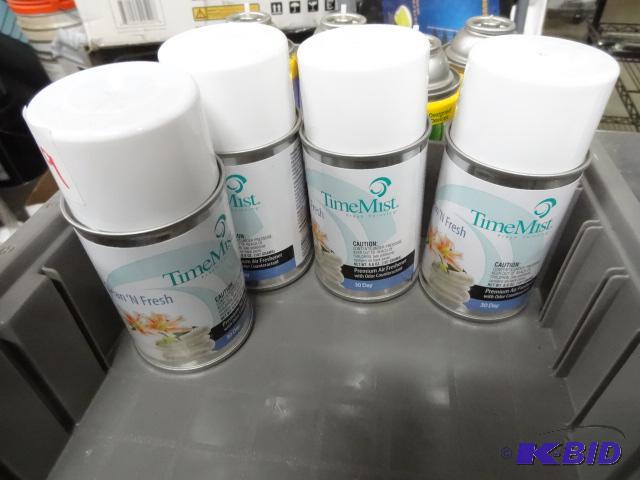 lot 9 image: New quantity 4 time mist clean and fresh 30-d...