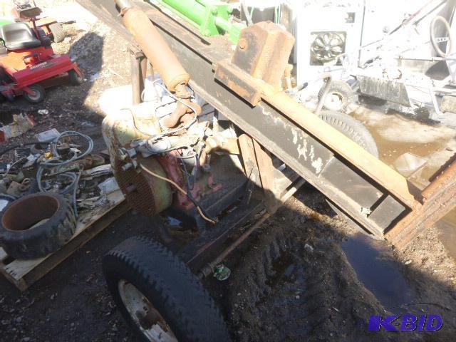 lot 1 image: Homemade Log Splitter Wisconsin 2 cylinder en...