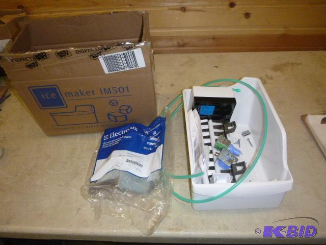 lot 10 image: New Ice Maker For Frigidaire Model IM501....