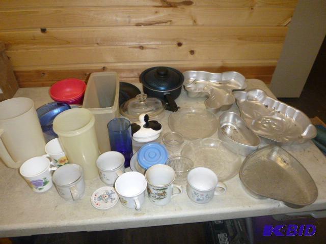 lot 115 image: Miscellaneous Kitchen Items...