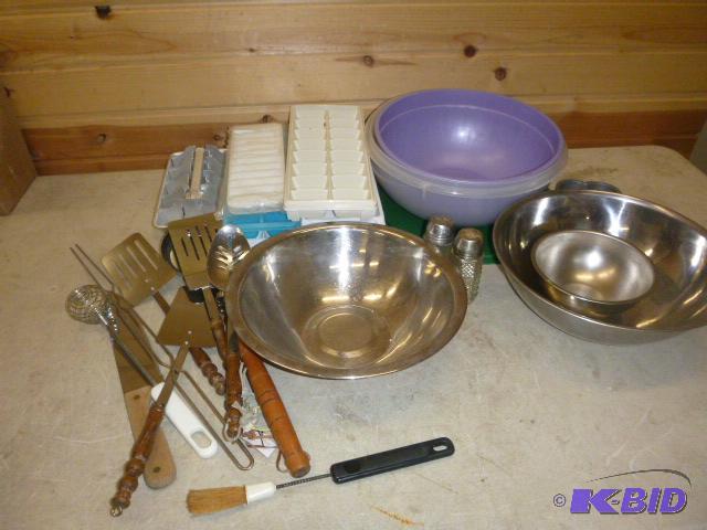 lot 116 image: Miscellaneous Kitchen Items...