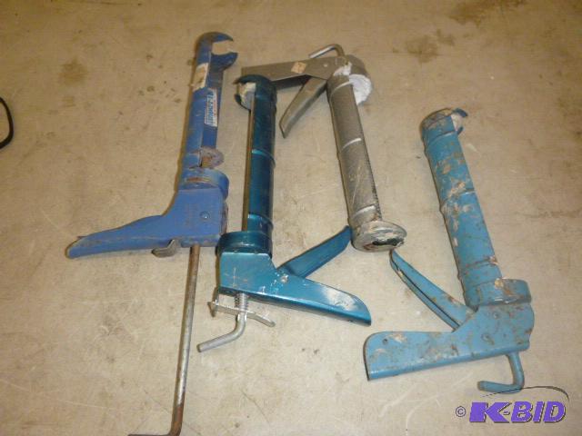 lot 119 image: 4 Caulking Guns...