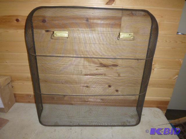 lot 140 image: Fireplace Screen 32" wide....