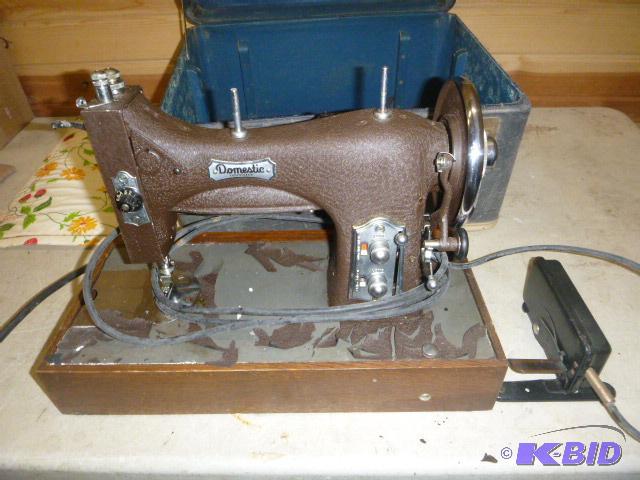 lot 142 image: Vintage Domestic Rotary Sewing Machine with C...