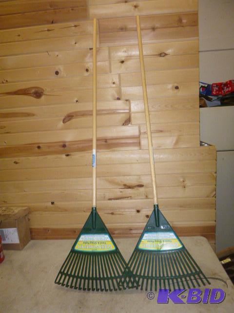 lot 188 image: 2 Yard Rakes...