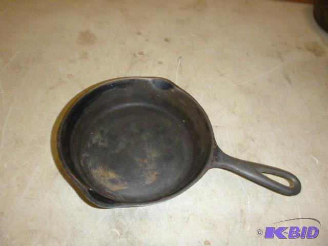 lot 194 image: 8" Cast Iron Pan...