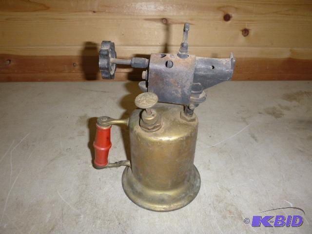 lot 201 image: Vintage Turner Brass Torch...