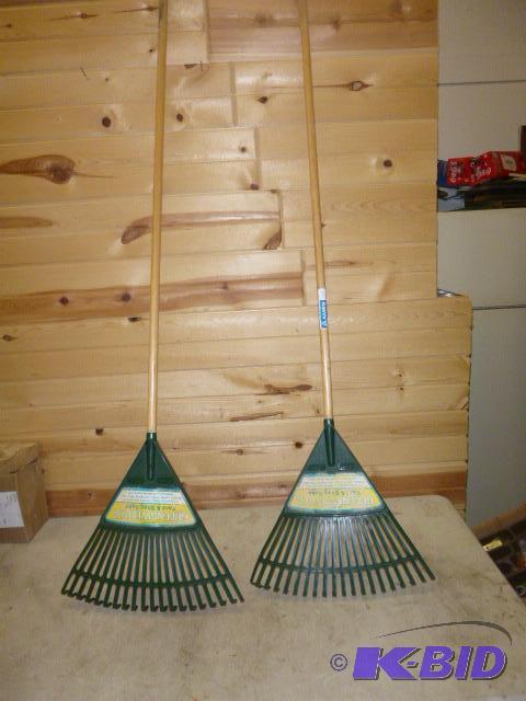 lot 220 image: 2 Yard Rakes...