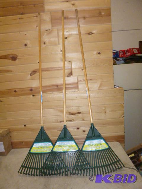 lot 222 image: 3 Yard Rakes...