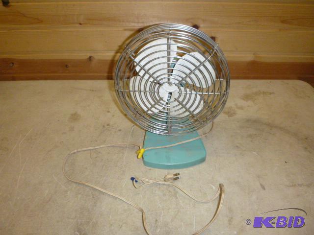 lot 230 image: Superior Electric Fan Tested and works....