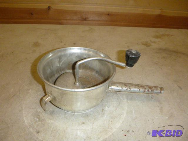 lot 251 image: Vintage Flour Sifter...