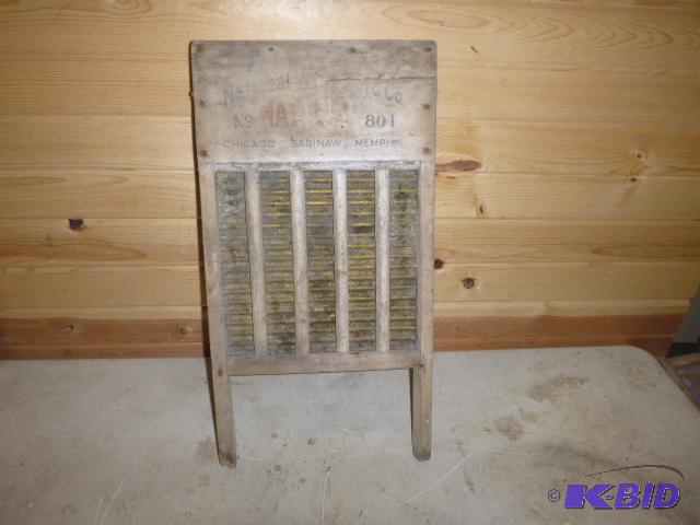 lot 288 image: Vintage Wash Board...