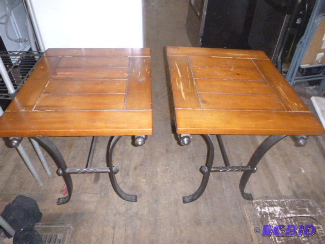 lot 43 image: 2 End Tables 24" X 28"...