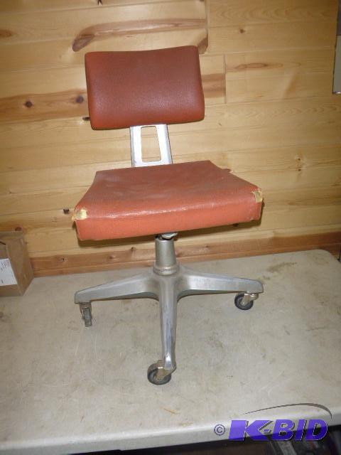 lot 76 image: Old Office Chair...