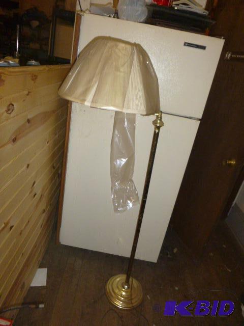 lot 80 image: Floor Lamp...