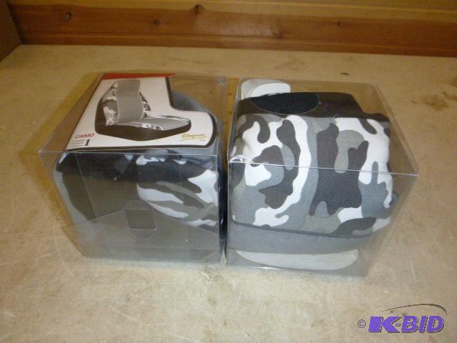 lot 9 image: 2 Elegant Gray Camouflage Seat Covers...