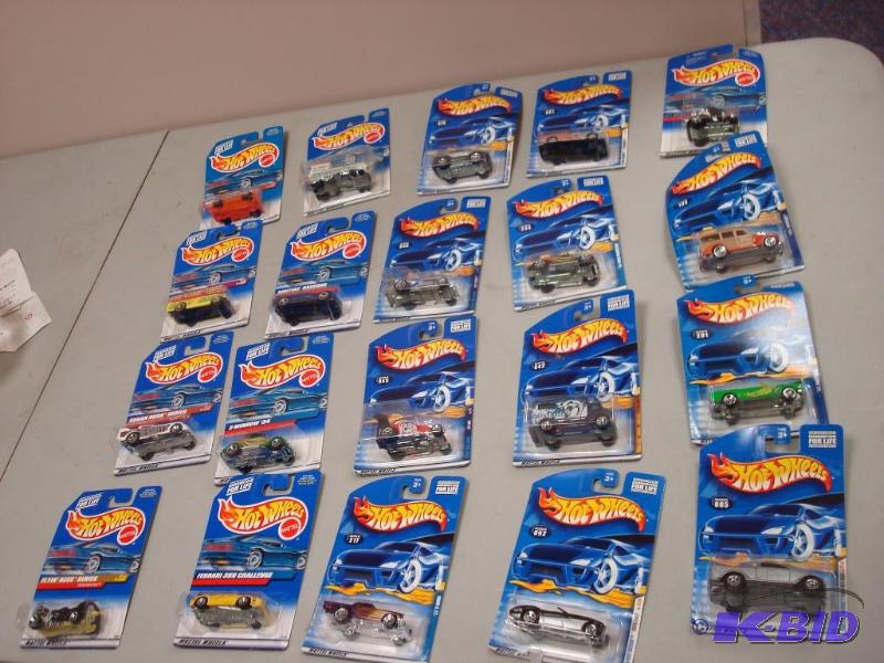 Lot Of 20 1990s Hot Wheels New In The Packag...