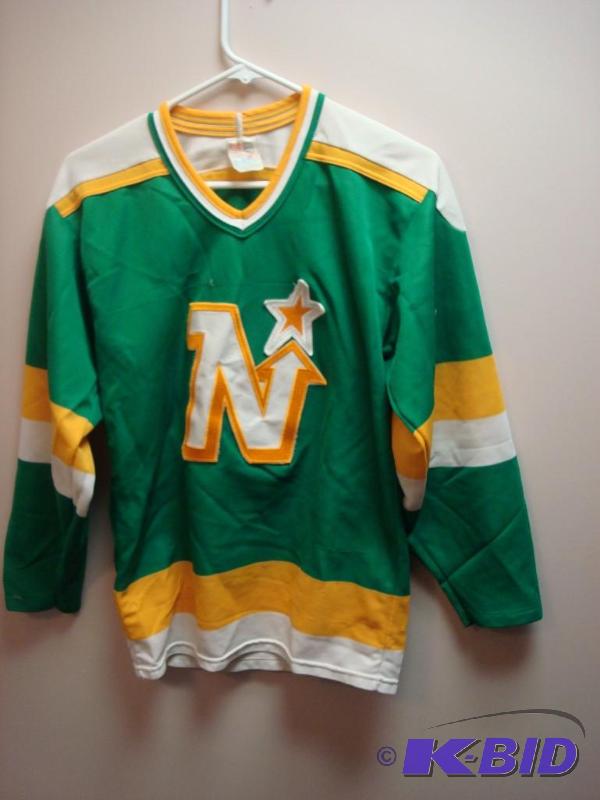 Vintage CCM North Stars Jersey, Size Small. U...