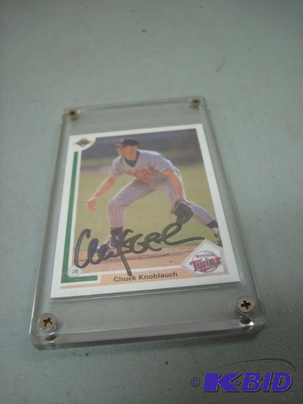 Signed Chuck Knoblauch Baseball Card...