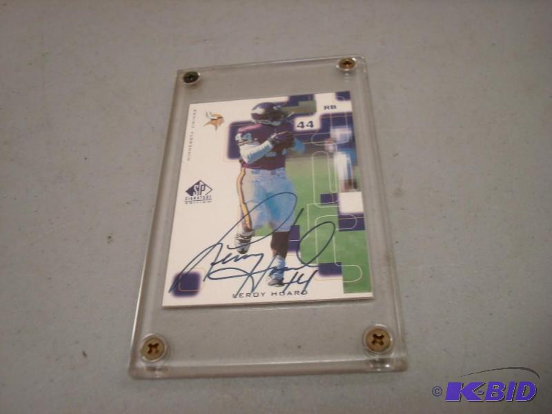 Leroy Hoard, Signature Edition Football Card...