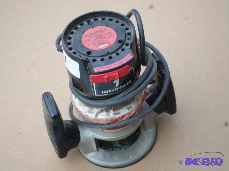 lot 11 image: Craftsman 1HP 120Volt Router...