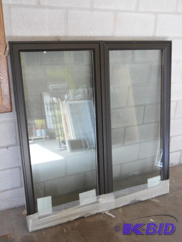 lot 130 image: New 27&quotx56.75" Crank Open Vinyl Win...
