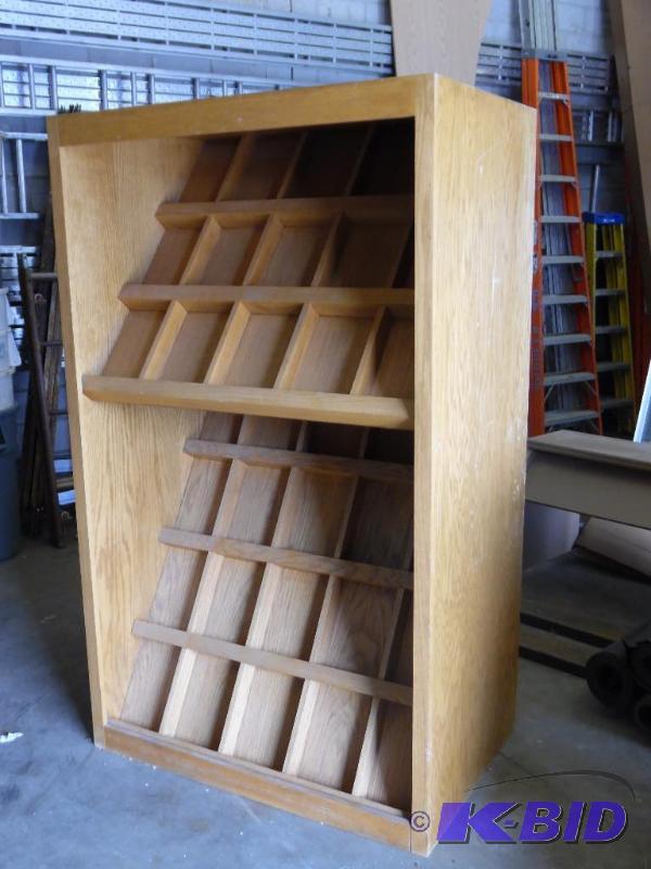 lot 134 image: 31&quotx48&quotx80" Wooden Display Cab...