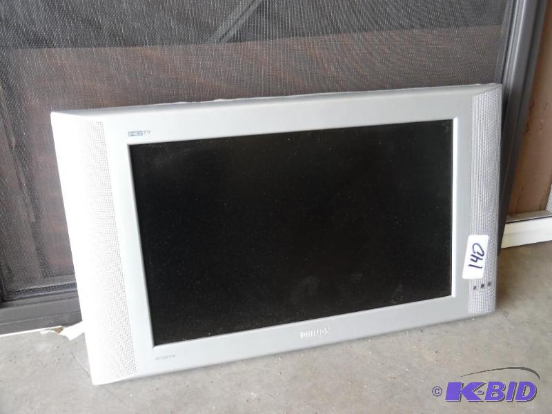 lot 140 image: Philips Flat-TV HDTV 17" Flatscreen T.V....
