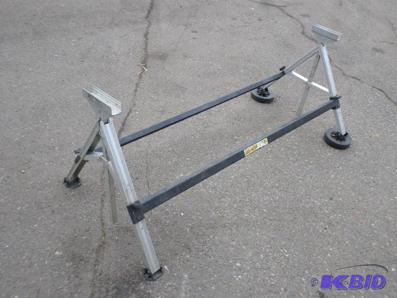 lot 4 image: Tapco Adjustable Folding Sheet Metal Break St...
