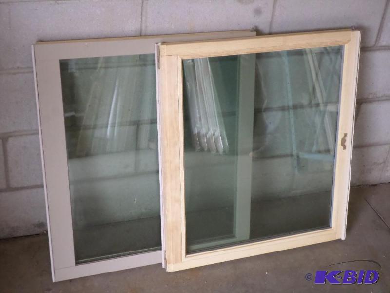 lot 76 image: (2) New 25.5" x 29" Vinyl Clad Wind...