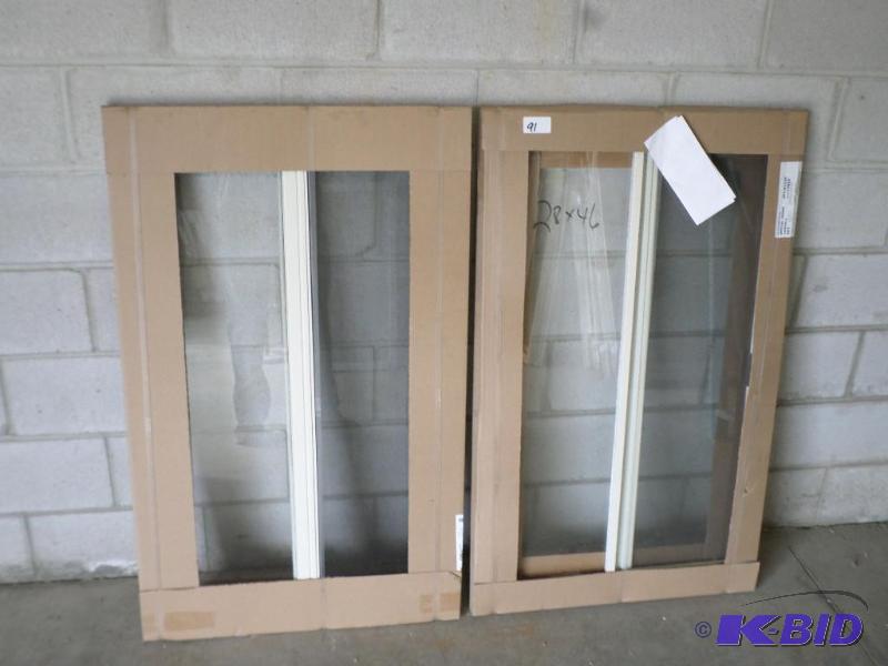lot 91 image: (2) New Larson 28&quotx46" Almond 2-Tra...