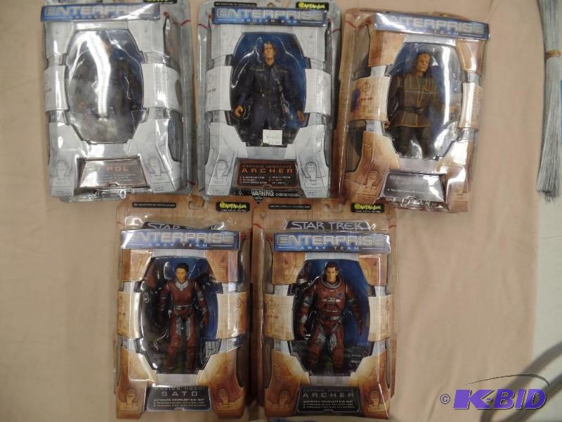 lot 2 image: Star Trek Enterprise Figures