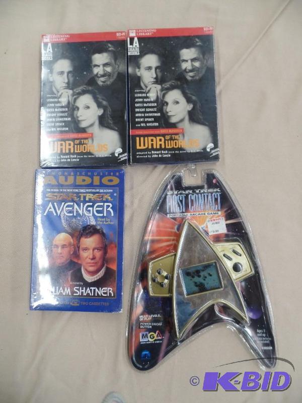 lot 26 image: Star Trek Cassettes & Game