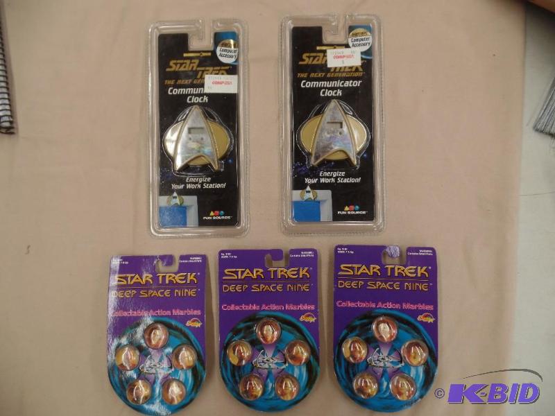 lot 29 image: Star Trek Collectibles