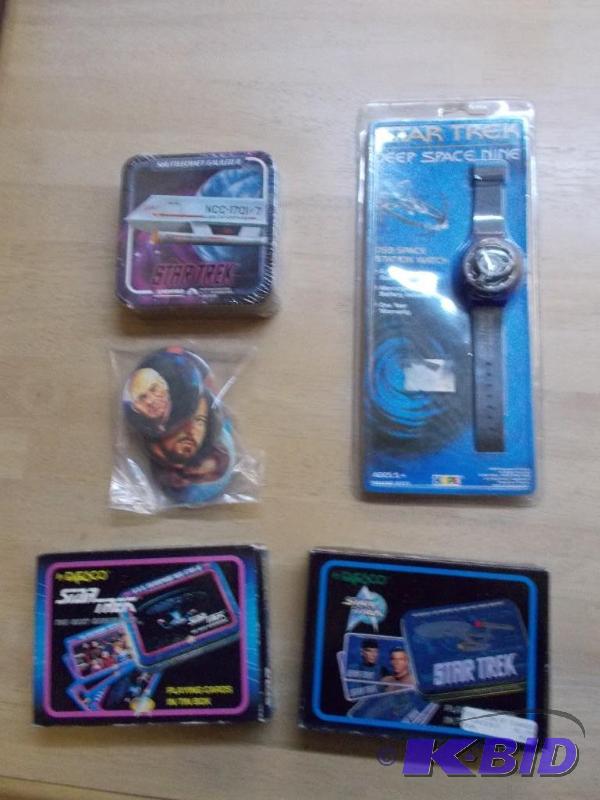 lot 47 image: Star Trek Collectibles